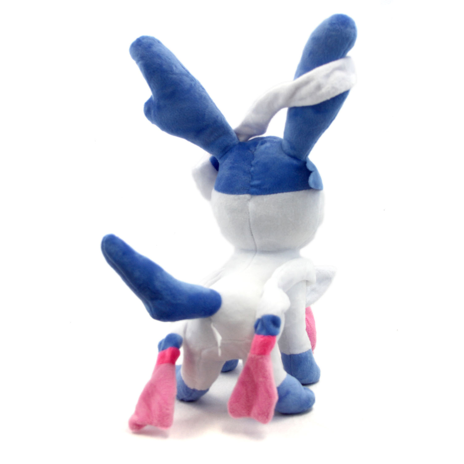 sylveon pokemon toy